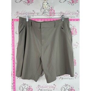 FWD shorts grey Men's Performance Golf Shorts in Olive Green